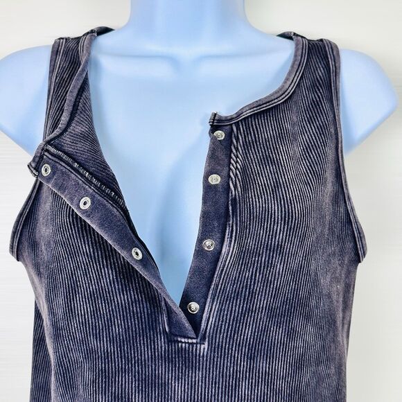 Zenana Outfitters Women Y2K Ribbed Tank Size L XL Gray Grunge Preppy 90s Neutral - Picture 4 of 7